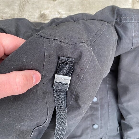 Canada Goose Kensington Parka Black Medium - Picture 10 of 16